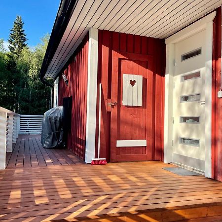 Cozy Renovated House With A Lot Of Parking Space. Haparanda  Exterior photo