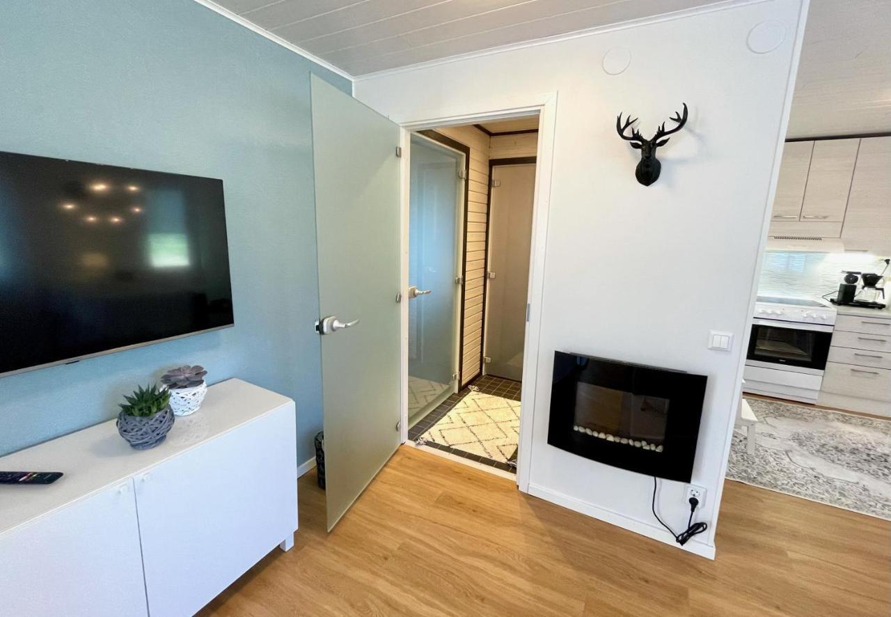 Cozy Renovated House With A Lot Of Parking Space. Haparanda  Exterior photo